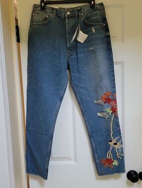 ZARA Embroidered Jeans High Rise Distressed Raw Hem Bird Floral Size 10